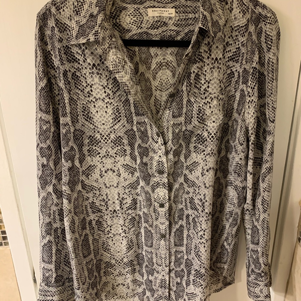 Equipment Slim Signature snakeskin silk blouse